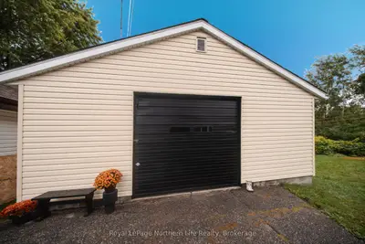 756 Eastwood Avenue, North Bay, On P1b 7v3