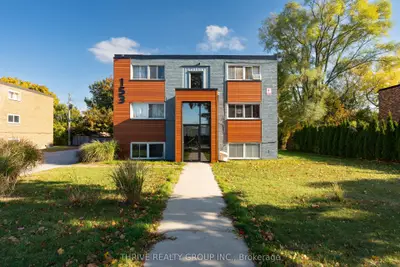 153 Godfrey Drive E 3, London East, On N5v 2e8