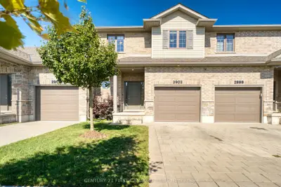 2902 TOKALA Trail 47, London North, ON N6G 0G4