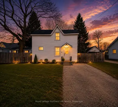 630 First Street S, Gravenhurst, On P1p 1k1