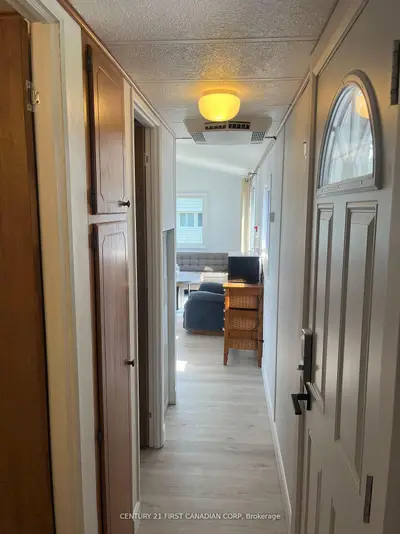 13 St. Lucia Lane, Bluewater, On N0m 1n0
