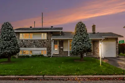 21 Pulford Crescent, Crystal Bay - Rocky Point - Bayshore, On K2b 6l6