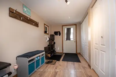 23 Wolfe Street, Kawartha Lakes, On K9v 2j3