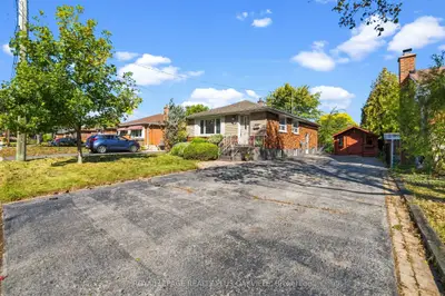 19 Endfield Avenue, Hamilton, On L8t 2l3