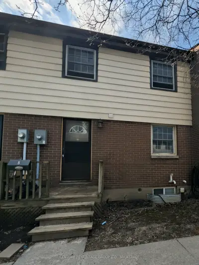 136 Notch Hill Road 5, Kingston, On K7m 2x1