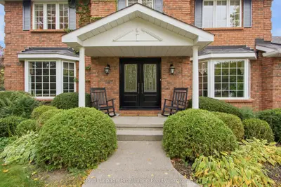 27 Hastings Park Drive, Belleville, On K8p 5g4