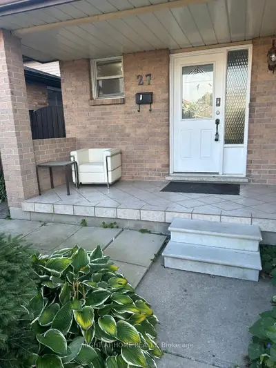 27 Wingfield Place E, Hamilton, On L9c 7e9