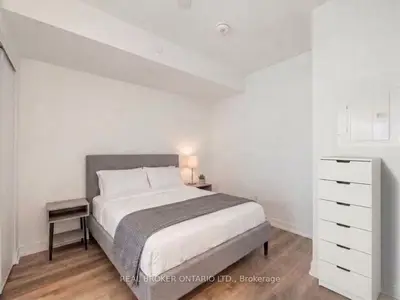 1 Jarvis Street E 922, Hamilton, On L8r 3j2