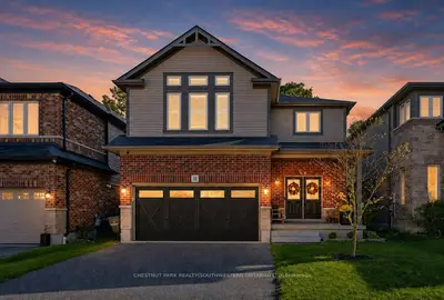 31 Elmbank Trail, Kitchener, On N2r 0b3
