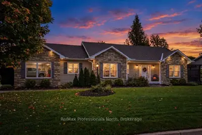 2 Inveraray Court, Bracebridge, On P1l 2g8