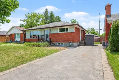 1308 RUSTIC Drive, Parkway Park - Queensway Terrace S and Area, ON K2C 2Y1