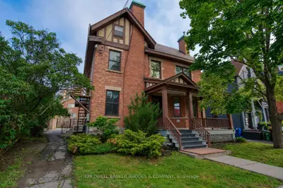 363 Waverley Street, Ottawa Centre, On K2p 0w4