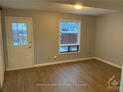 23 Black Forest Lane, Bells Corners And South To Fallowfield, On K2h 9e6