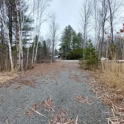 106 Perth Street, Rideau Lakes, On K0g 1e0