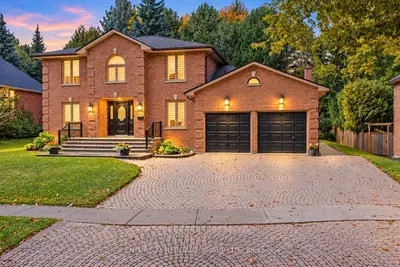 144 Lovers Lane, Hamilton, On L9g 1g8