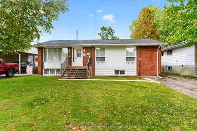 740 Dempster Drive, Gananoque, On K7g 2e7