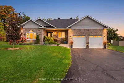 41 FOREST HILL Road, South Stormont, ON K0C 1P0