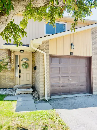 51 Paulander Drive 51, Kitchener, On N2m 5e5