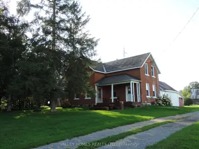 11768 Highway 7 Highway, Mississippi Mills, On K7c 0c5