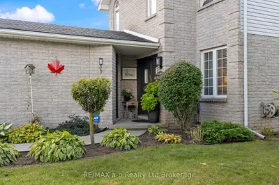 36 Kara Lane, Tillsonburg, On N4g 5m3