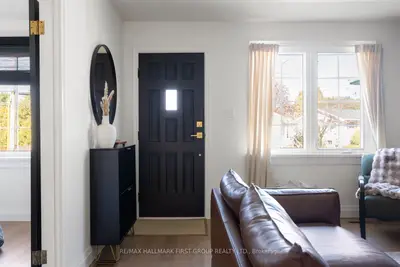 31 Harcourt Street, Port Hope, On L1a 1m3