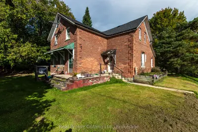 776813 Highway 10, R.r. #3 Highway, Chatsworth, On N0h 1r0