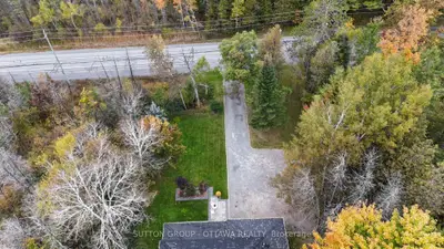 2954 Richardson Side Road, Carp - Huntley Ward, On K0a 1l0