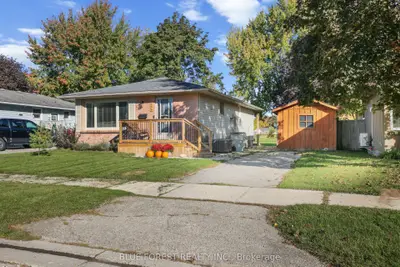 106 Harold Ct Court, Lucan Biddulph, On N0m 2j0