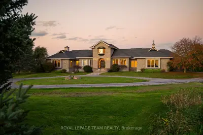 285 Pinhey Point Road, Kanata, On K0a 1t0