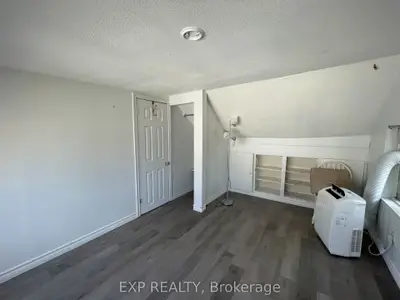 81 Holmes Avenue, Hamilton, On L8s 2k8