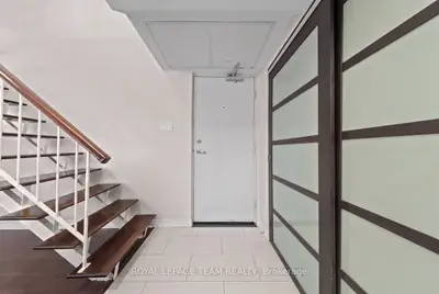 12 CORKSTOWN Road 201, Crystal Bay - Rocky Point - Bayshore, ON K2H 5B3