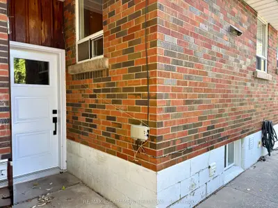 904 Maple Avenue Basement, Hamilton, On L8k 1l4