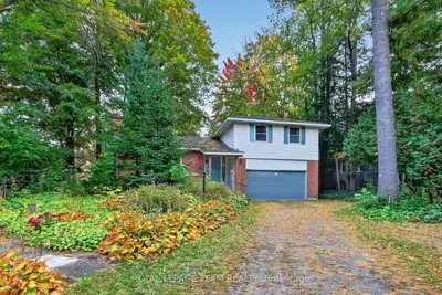 20 Gervin Street, Tanglewood - Grenfell Glen - Pineglen, On K2g 0j8