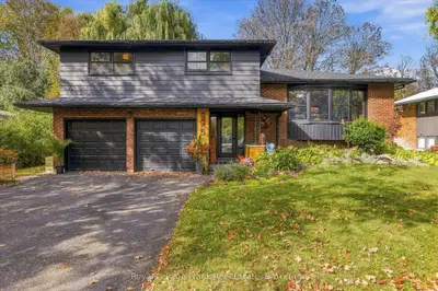 956 Weller Street, Peterborough, On K9j 4y2