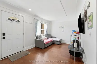 43 Adair Avenue N, Hamilton, On L8h 6a5