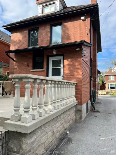 161 Rothsay Avenue 2, Hamilton, On L8m 3g5