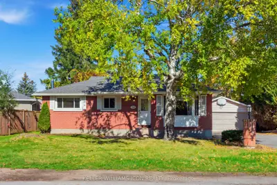 103 Harris Place, Meadowlands - Crestview And Area, On K2g 2p7