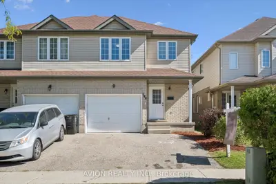 206 Buttercup Court, Waterloo, On N2v 2w8