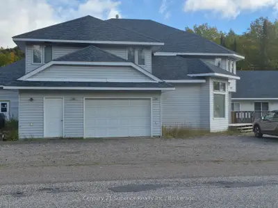 500 Nw Peary Street W, Schreiber, On P0t 2w0