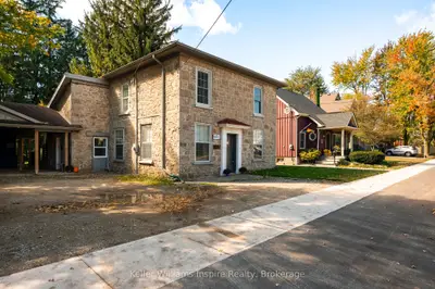565 St David Street N, Centre Wellington, On N1m 2k5