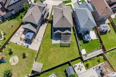 941 Eden Oak Court, Kitchener, On N2a 0h4
