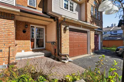12 KALBROOK Street, Kanata, ON K2T 1A8