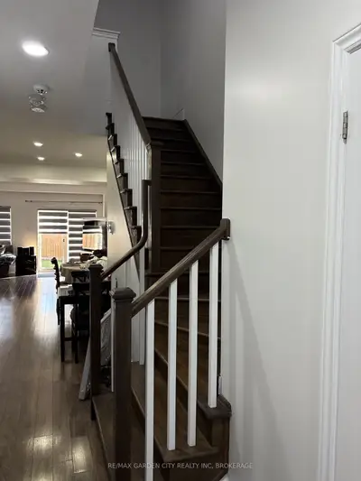 39 Sunset Way, Thorold, On L2v 0c7