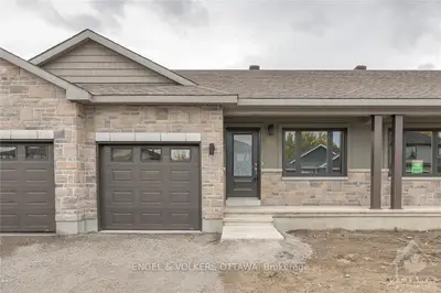 102 Seabert Drive, Arnprior, On K0a 0a0