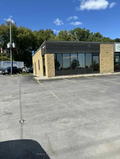 62 Dundas Street W, Belleville, On K8p 1a3