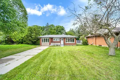 284 Cedar Crescent, Cambridge, On N1s 1x1