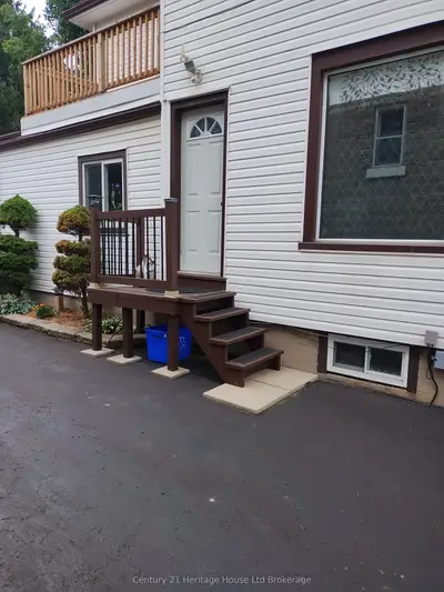 249 King Street W, Ingersoll, On N5c 2k5