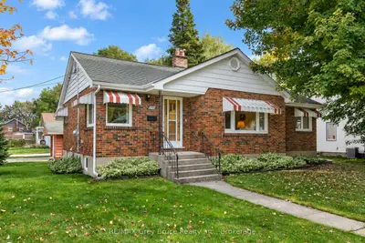 1195 4th Avenue W, Owen Sound, On N4k 4w3