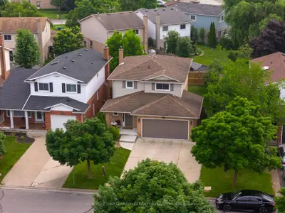 13 Capri Street, Thorold, On L2v 4w7