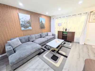 22 Riverdale Drive 1, Hamilton, On L8e 1j8